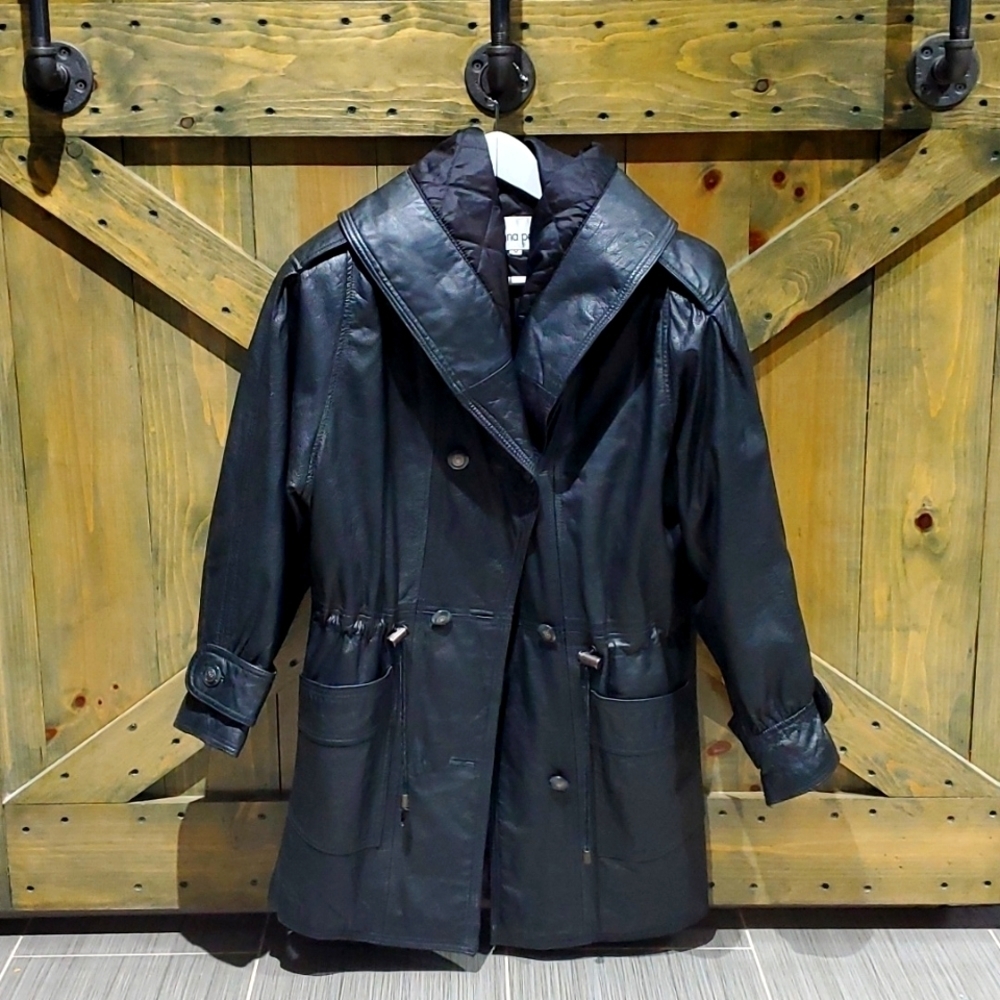 DONNA PELLE BLACK LEATHER JACKET SIZE MEDIUM